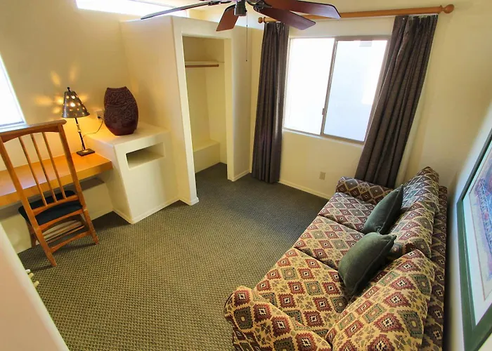 Of - 2 Bedroom With Fireplace Apartment
